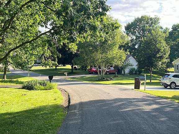 5th image of 1380 Trenton Rd
