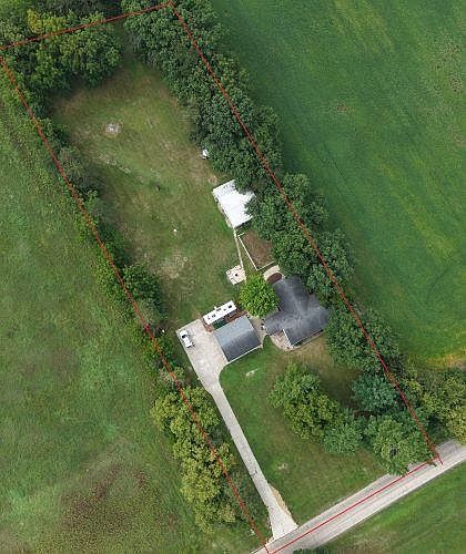 1st image of E8303 N Reedsburg Rd