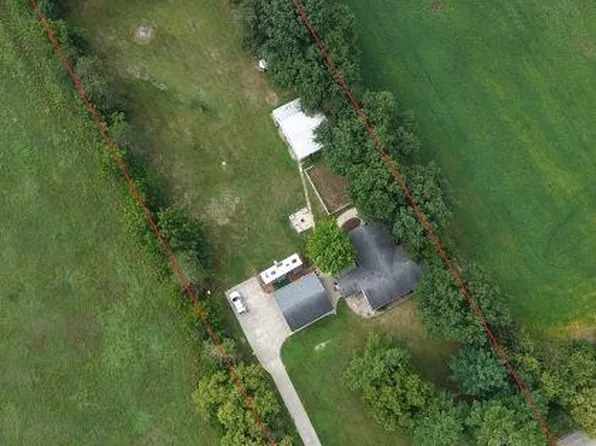 E8303 N Reedsburg Rd, Reedsburg, WI 53959