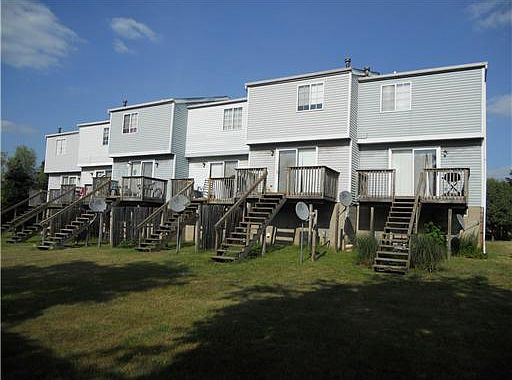2nd image of 315 Garden Hill Dr