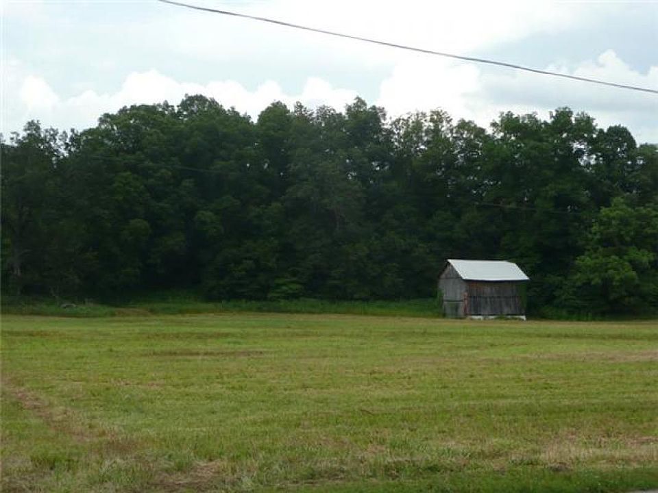 2nd image of 2749 New Dry Hollow Rd