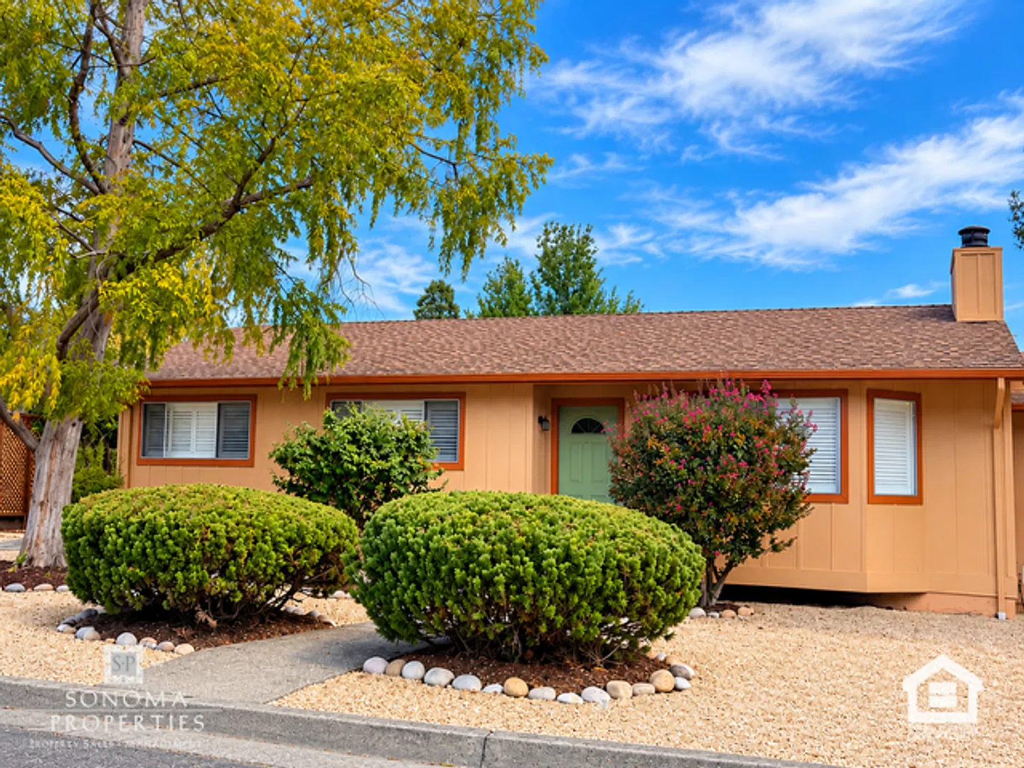 Updated 3bd/2ba Home in Glen Ellen — Photo 2
