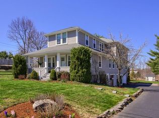 51 Charles St, Gardner, MA 01440