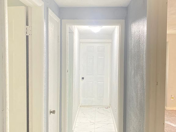 2nd image of 2553 Martha St #1-5