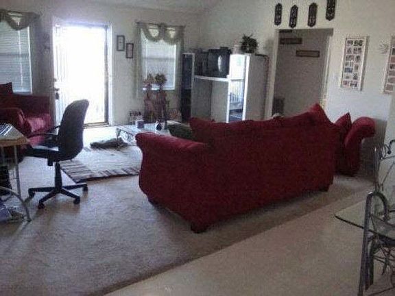 2nd image of 129 Hayworth Ln