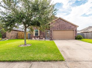 111 Rustic Colony Ln, Dickinson, TX 77539