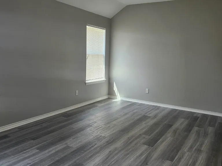 232 Seva Ct — Photo 19