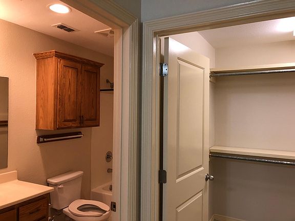 3rd image of 515 N 12th St APT A