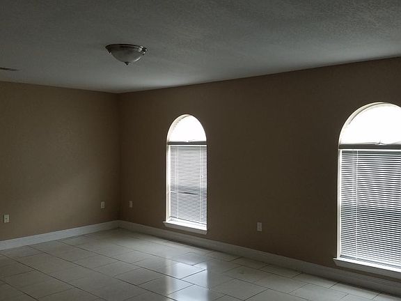 4th image of 3220 Dauterive Dr