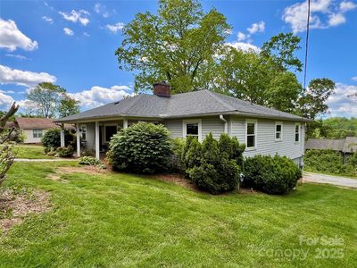 135 Haynes St, Hendersonville, NC, 28791