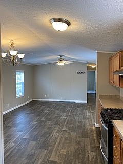 4th image of 3332 W 50th St