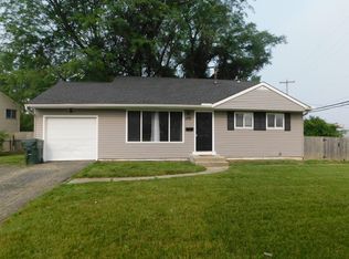 1071 Country Club Rd, Columbus, OH 43227