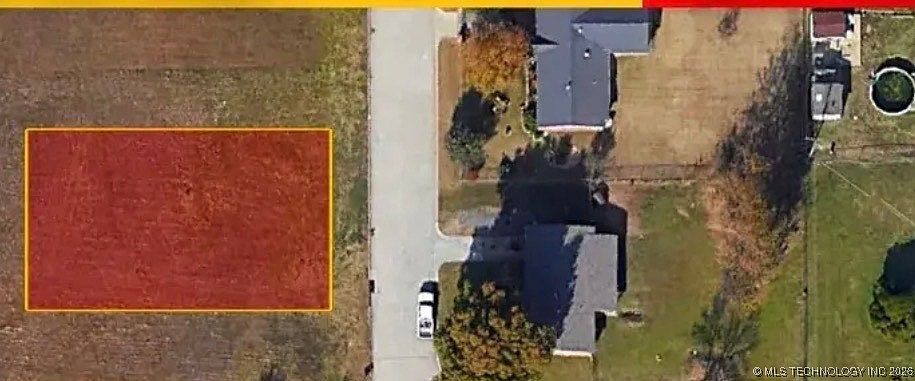 2nd image of N Cincinnati Pl