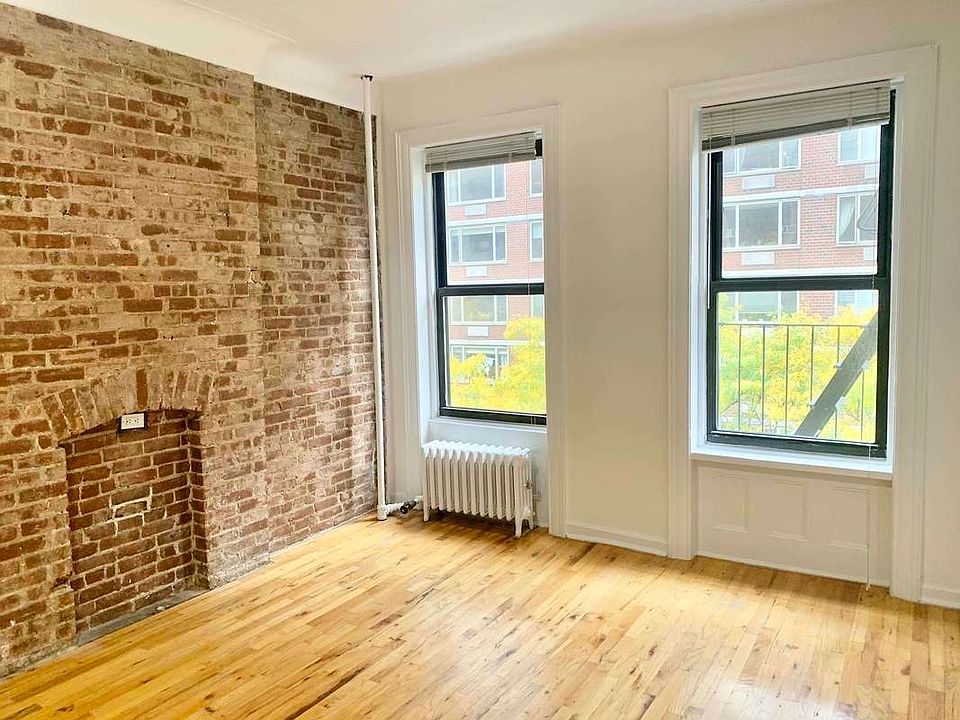 1st image of 137 W 67th St #40E