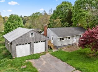 68 Plymouth St, Middleboro, MA 02346