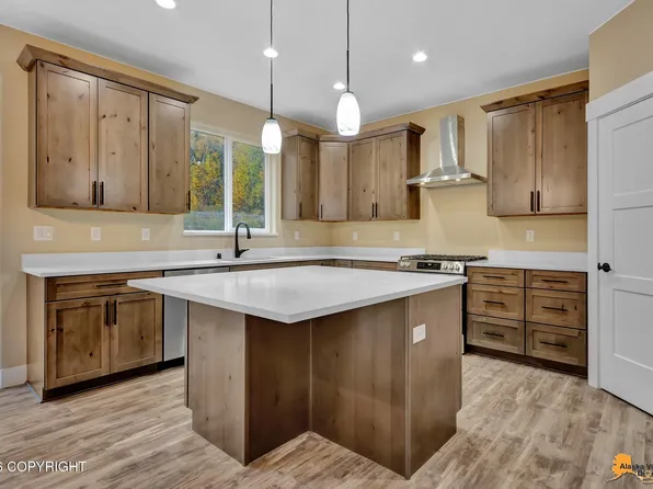 574 N Joppa Cir, Palmer, AK 99645