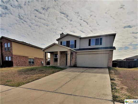 3rd image of 3600 Thunder Creek Dr