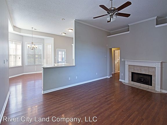 3rd image of 9023 Fulton Ln