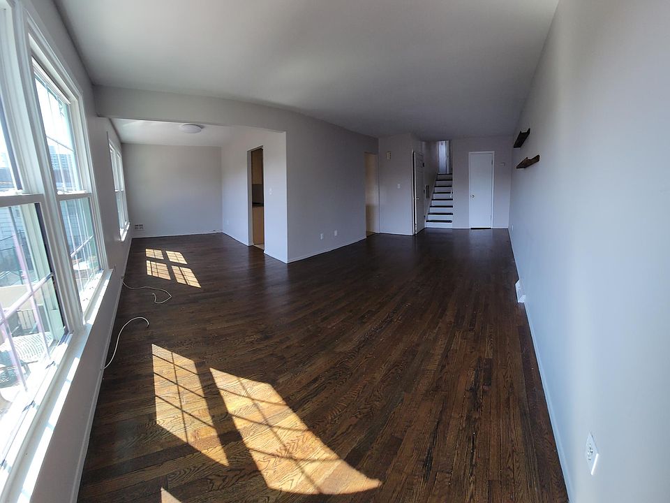 1st image of 1523 215th St #2