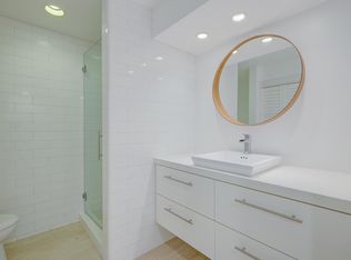 743 Avocado Ave #102, Corona Del Mar, CA 92625