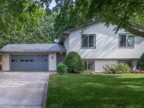 5th image of 7808 N College Park Dr