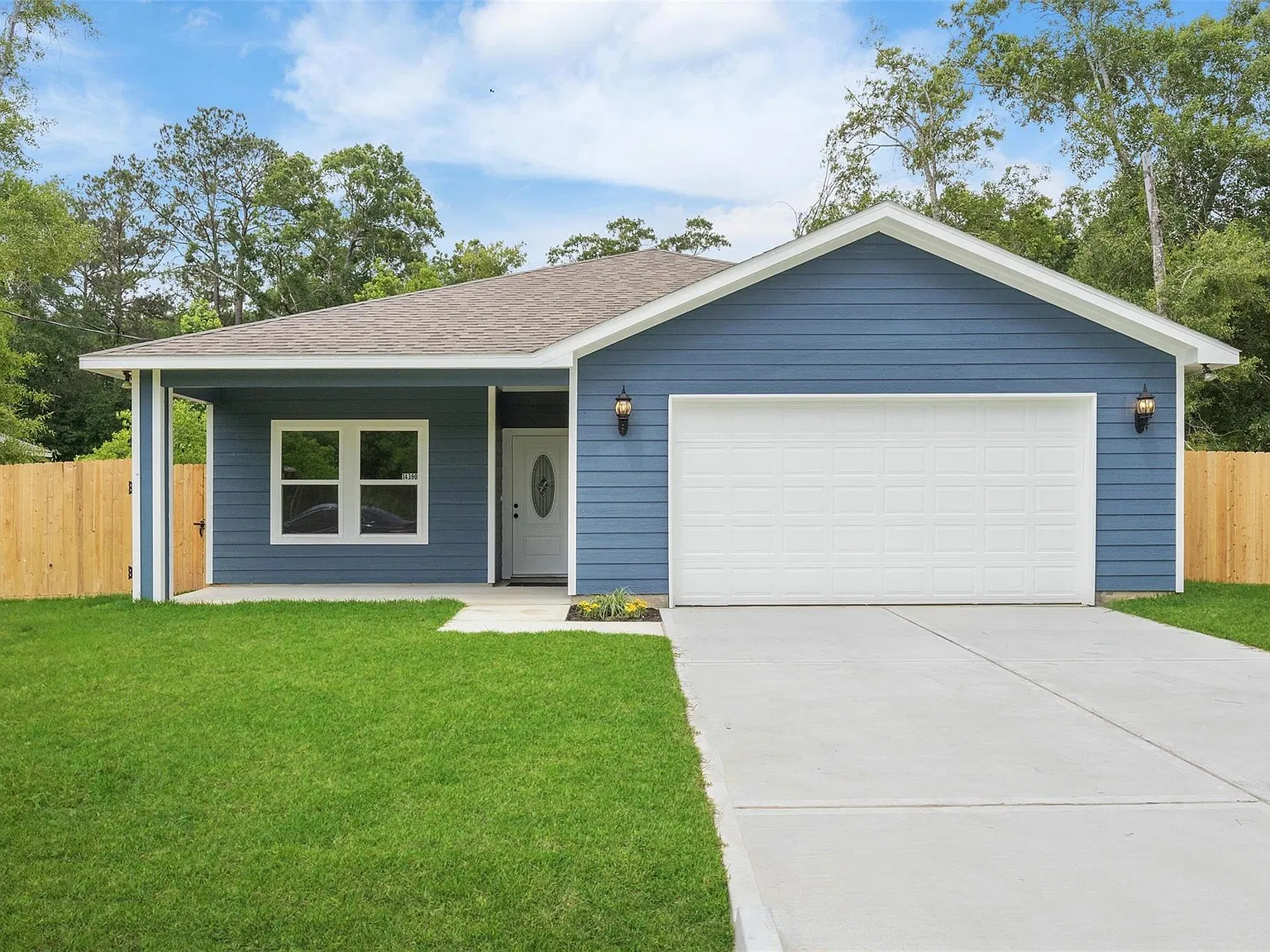 3 bed, 2.0 bath, 1950 sqft, $2,000 — Photo 3