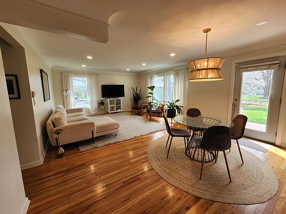 4th image of 2532 S 87th Ave