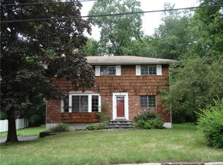 9 Downey Rd, Ossining, NY 10562