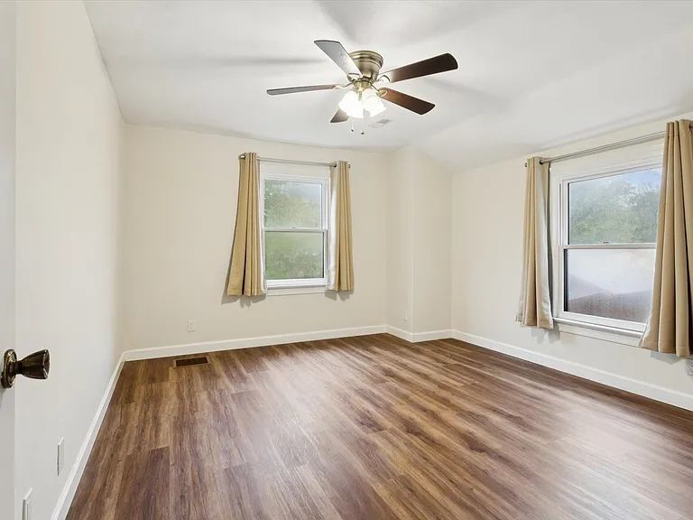 1728 Martin Rd — Photo 18