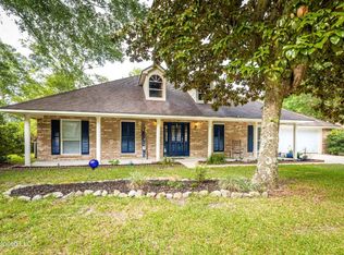 3604 Magnolia Bayou Cir, Ocean Springs, MS 39564