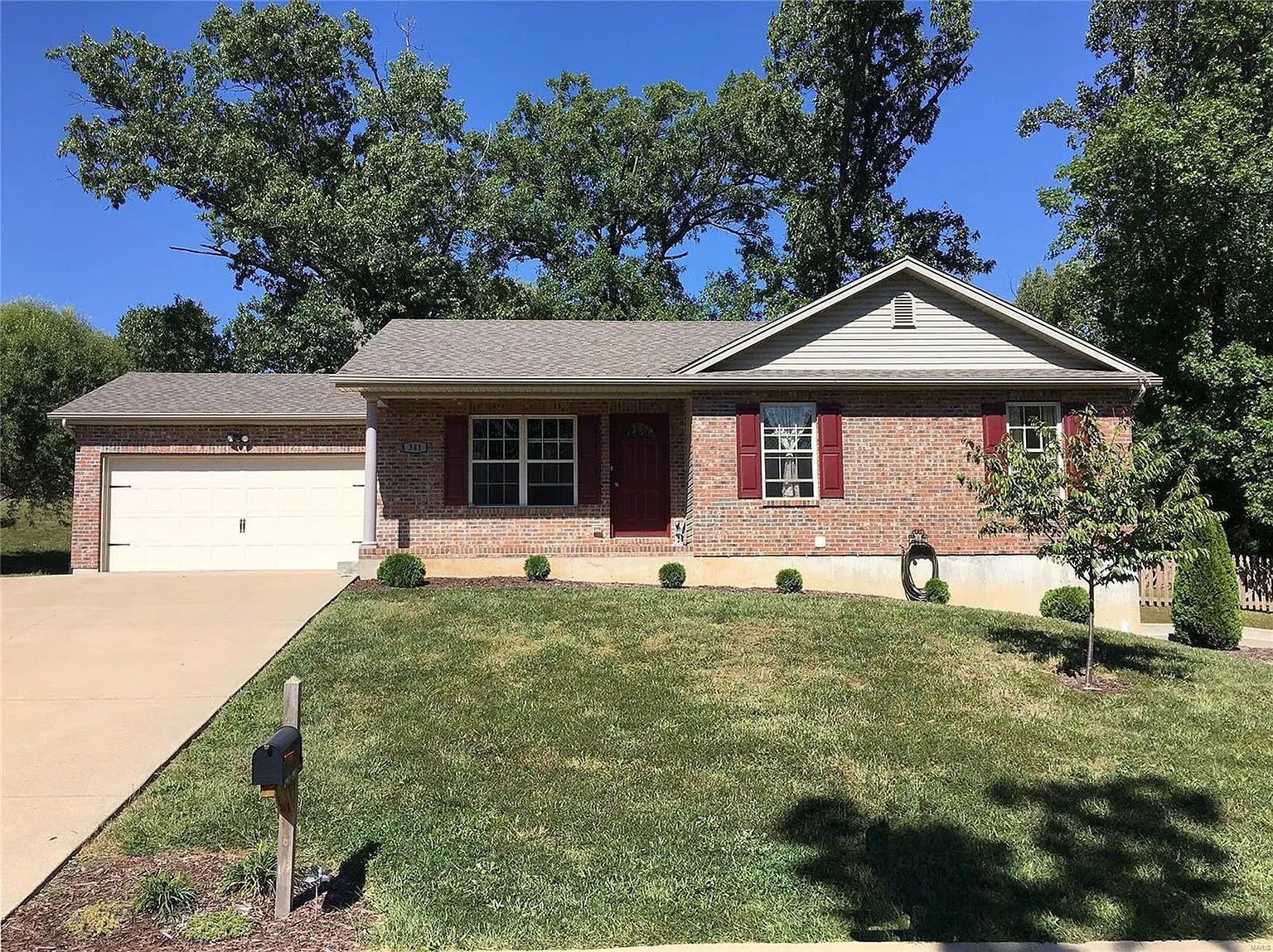 341 Holtgrewe Farms Loop photo 1