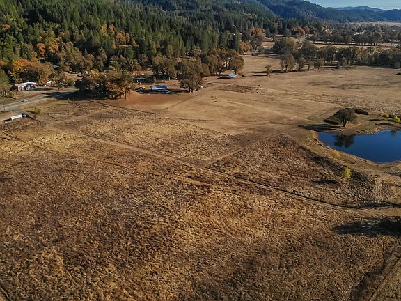 2nd image of 45990 N Highway 101