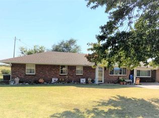 4213 W Carrier Rd, Enid, OK 73703