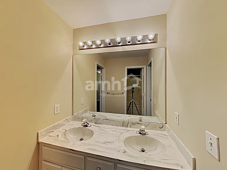 815 Hillcrest Ln — Photo 24