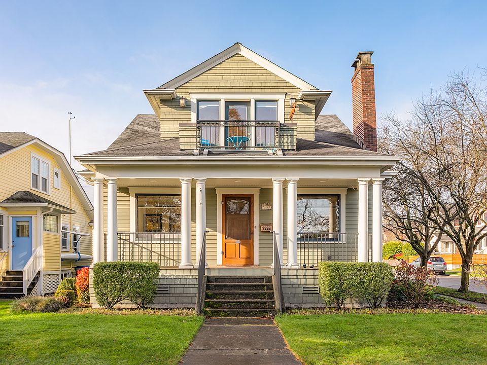 7353 W Green Lake Dr N, Seattle, WA 98103 | Zillow