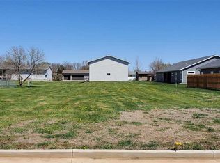 E Center Ave, Salem, SD 57058