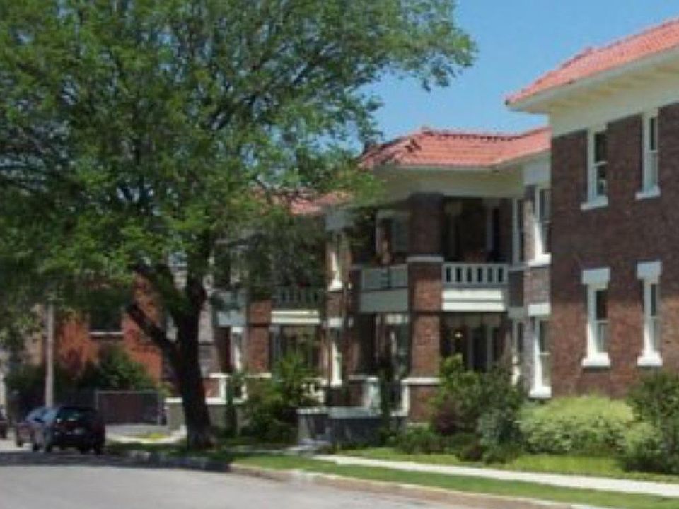 1st image of 210 W Daggett Ave #Q