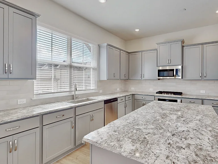 832 Concan Dr — Photo 21