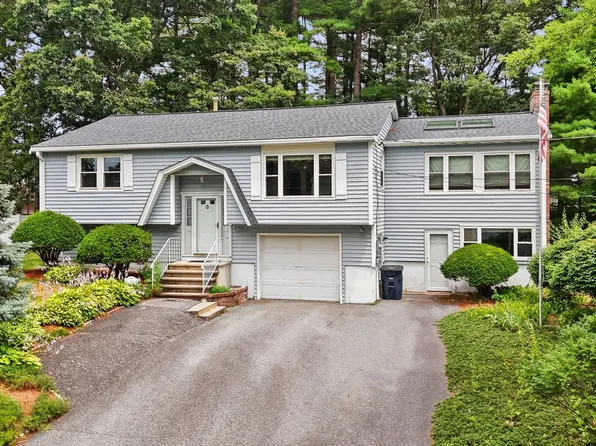 18 Dunloggin Road, Nashua, NH 03063