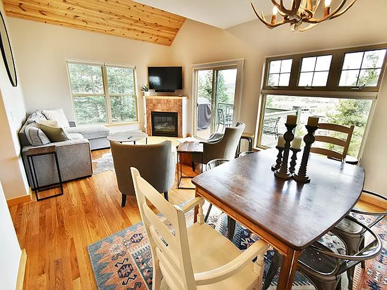 734 E Anemone Trl — Photo 8