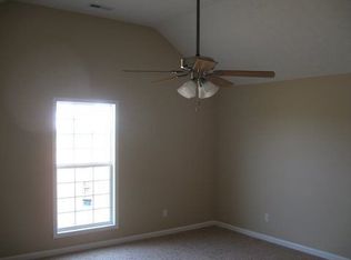 114 Maureen Ln, Scottsville, KY 42164