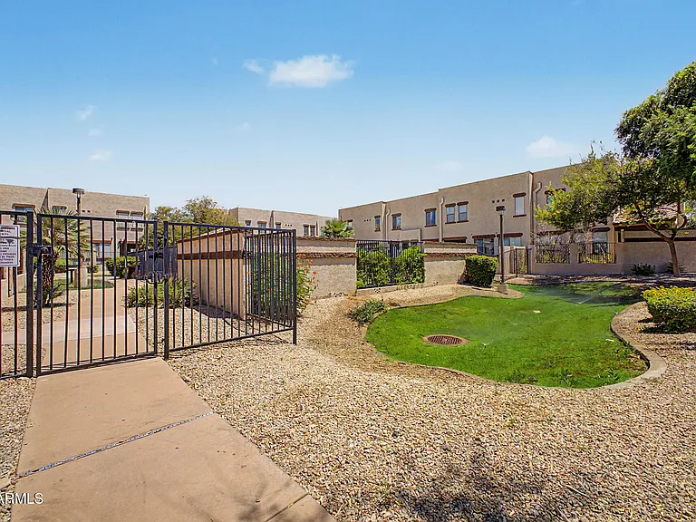 1886 E Don Carlos Ave #173 — Photo 34