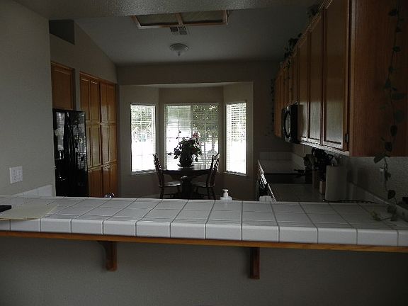 4th image of 753 Madrid Ct
