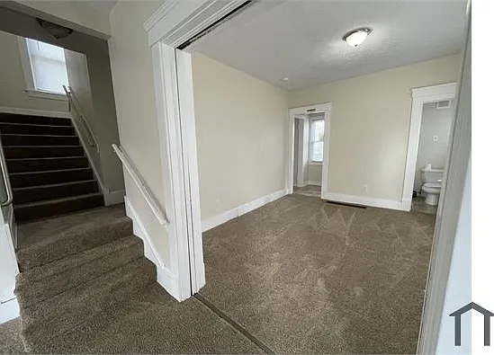1335 E 90th St — Photo 5