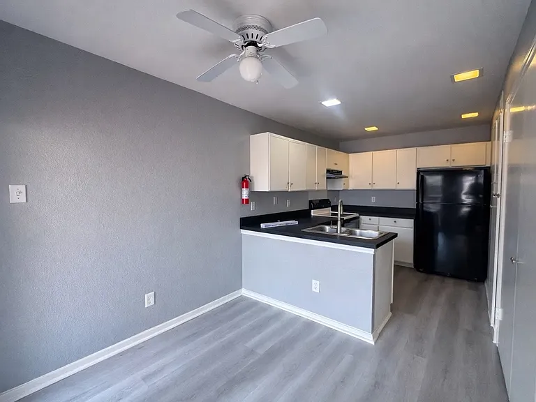 551 Ranch Trail Rd — Photo 2