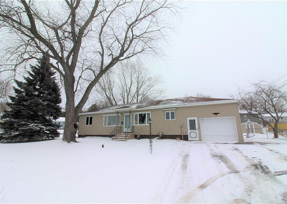 1st image of 120 Cottington Dr