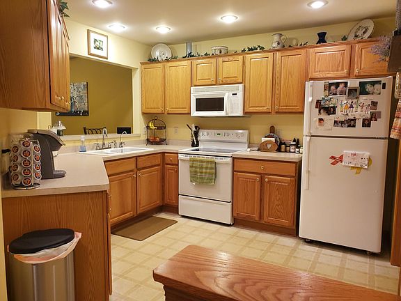 5th image of 850 Evergreen Dr Unit 6