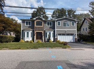 4 Colonial Blvd, Hillsdale, NJ 07642