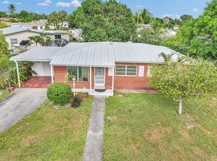 300 Cavalier Rd, Palm Springs, FL 33461