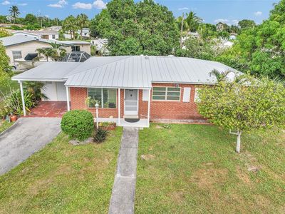 300 Cavalier Rd, Palm Springs, FL, 33461